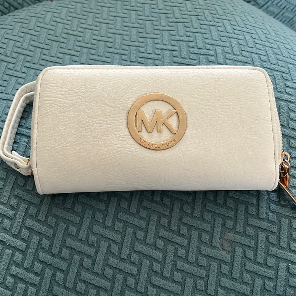 Michael Kors wallet clutch